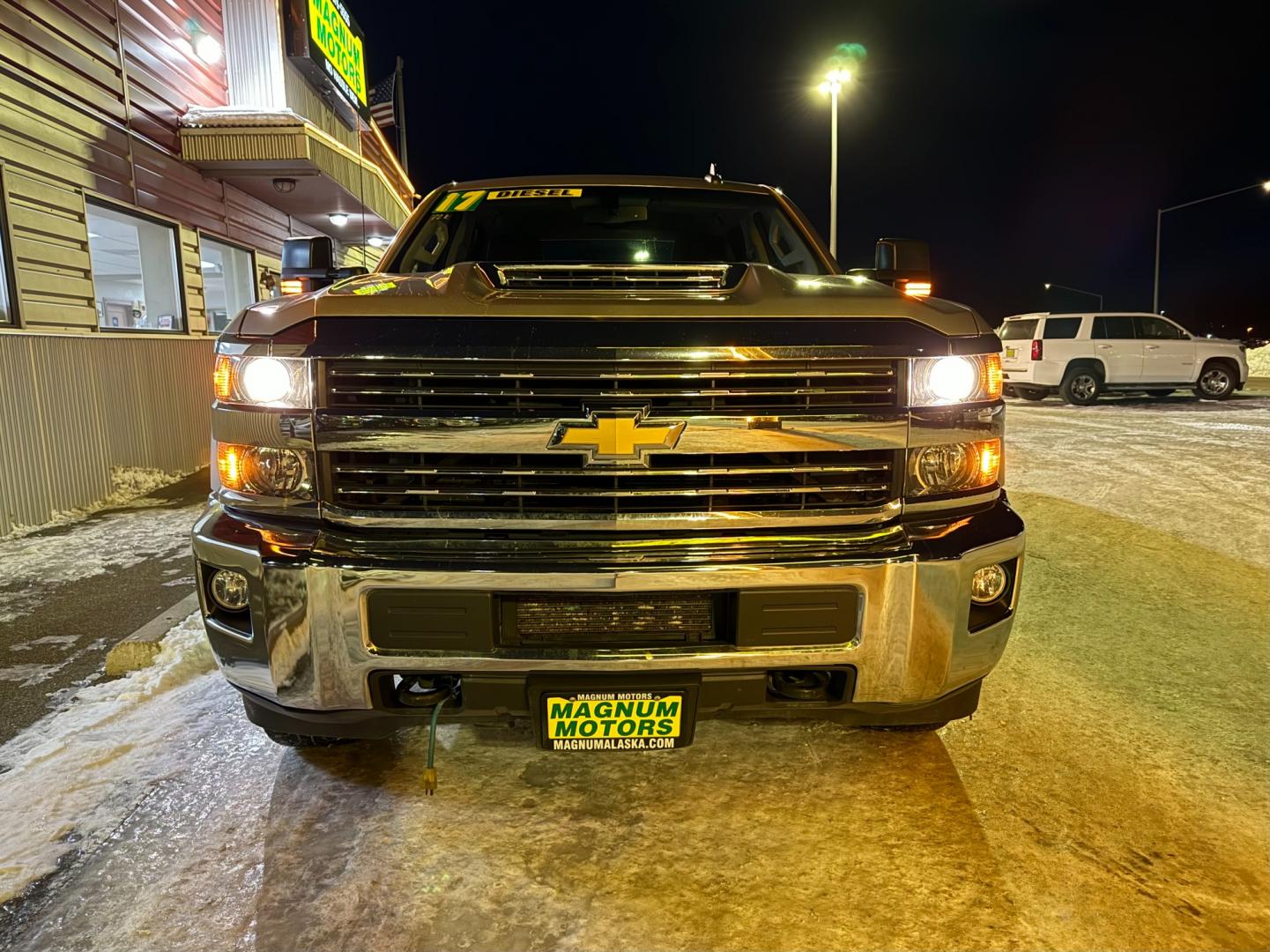 2017 SILVER /Black CHEVROLET SILVERADO 2500H LT (1GC1KVEY3HF) with an 6.6L engine, Automatic transmission, located at 1960 Industrial Drive, Wasilla, 99654, (907) 274-2277, 61.573475, -149.400146 - Photo#7